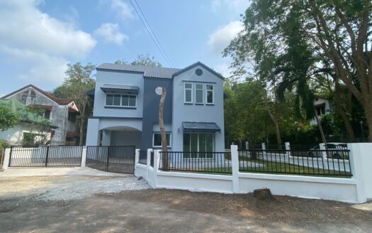 บ้านเดี่ยว 2 ชั้น หลังใหญ่ เนินพระ ใจกลางระยอง