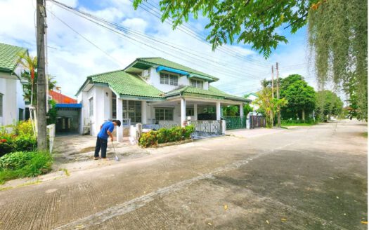 บ้านแฝด 2 ชั้น หมู่บ้านดวงฤทัย โซนวัดโขดหิน ระยอง